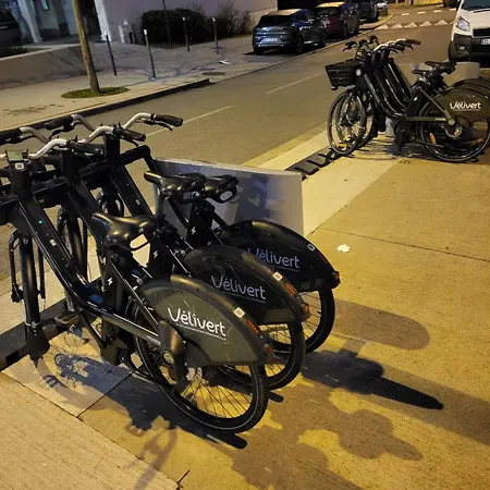 Avec Parking Gratuit